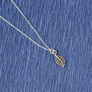 Collier en argent sterling 925, motif feuille, plaqué rhodium, design géométrique tendance avec zircon, diamant et perle pour fiançailles - Product Image 3