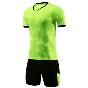 Conjunto de Uniforme de Fútbol para Adultos Terzo Sports 2024, Logotipo Personalizado Impreso, Ropa Deportiva de Talla Grande, Corte Automatizado, Hecho en Pakistán 100% - Product Image 1