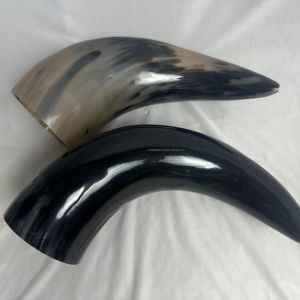 Cuerno para Beber Vikingo Thor, Tallado a Mano, de Alta Calidad, Estilo Vintage, Ecológico, con Tacto Real, Personalizado para Cerveza, Hidromiel y Cervezas Artesanales - Product Image 1