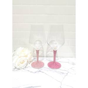 Les verres à vin en verre rendent la dégustation du vin plus précise et plus agréable. La brillance d'un verre à vin reflète la lumière magnifiquement. - Product Image 6