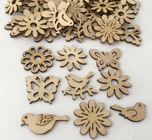 Décoration de Noël artisanale en bois naturel du Vietnam, figurine de Père Noël, ornement de vacances, jouet - Product Image 3