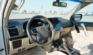 Toyota PRADO 2.8L TX.L AUTOMÁTICO SUV 2023 Usado en Excelentes Condiciones, Bajo Kilometraje, Sin Problemas Mecánicos, Listo para Conducir - Product Image 2