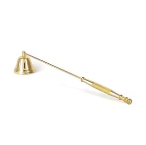Premium Metal Candle Snuffer Vela de mango largo Herramienta de extinción hecha a mano para la decoración elegante del hogar y Spa - Product Image 1