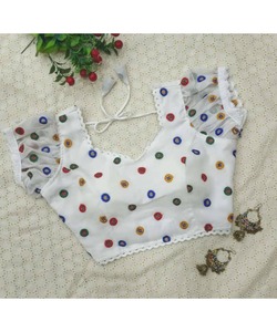 Salwar Kameez paquistaní para mujer en tela estampada de algodón blanco con Camisa larga informal y Noche modesta Dupatta de tres piezas - Product Image 6