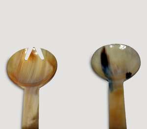 Juego de Cubiertos para Ensalada de Cuerno Natural Hecho a Mano de Lujo con Mangos Rectos Cónicos Únicos, Cuchara Grande para Mezclar y Tenedor para Servir - Product Image 2