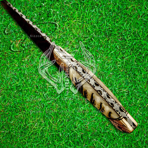 Couteau de chef de cuisine en acier damas personnalisé de haute qualité avec corne de bélier gravé en laiton gaine en cuir - Product Image 3