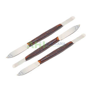 Cuchillo de Cera Dental AFERICANA de Alta Calidad Modelo AHI-DWK-01 para Uso en Laboratorio con Mango de Madera y Acero Inoxidable, Agarre Ergonómico - Product Image 1