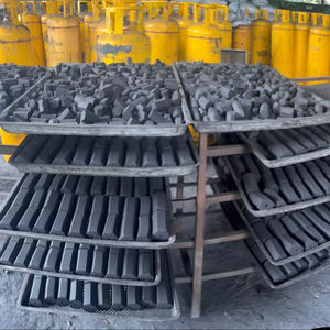 Charbon de barbecue premium par Merades, haute chaleur, combustion longue durée, faible teneur en cendres, approvisionnement fiable pour les restaurants et la restauration en Arabie Saoudite - Product Image 1