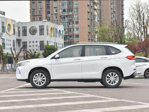 2023 PLUS 1.5T 150 Caballos de fuerza SUV compacto de segunda mano en venta, sin accidentes y listo para enviar - Product Image 5