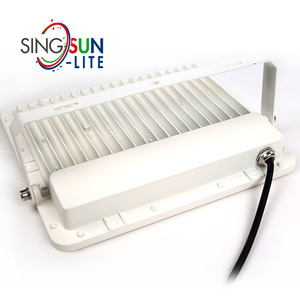 슬림 불릿 다이캐스트 알루미늄 하우징 LED 플러드 라이트 SKD IP67 등급 DOB 야외 방수 200와트 LED 플러드라이트 - Product Image 2