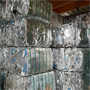 Déchets d'aluminium 6063 de haute qualité et feuilles d'extrusion d'aluminium à 99% Origine France 120 kg en vente - Product Image 4