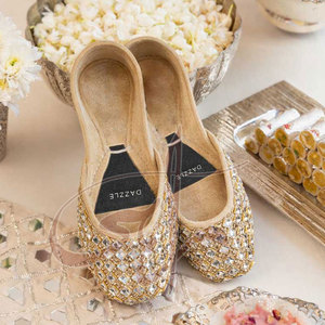 Chaussures Khussa pour femmes, design personnalisé, haute qualité, tendance mode, imprimées, antidérapantes, best-seller, dernier style, couleur et logo personnalisables - Product Image 4