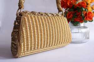 Bolso de mano floral bohemio de verano impermeable con cierre de cremallera y decoración de botones para uso en fiestas y bodas - Product Image 3