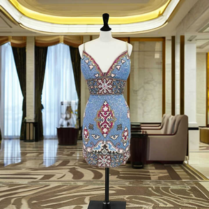 ชุดราตรีลูกปัดแบบพรีเมี่ยมชุดราตรีส่งออกที่มีคุณภาพเหมาะสำหรับลุคพรมแดงและงานพบปะสังสรรค์สุดหรูตอนนี้ลดราคา - Product Image 2