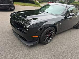 Challenger SRT Hellcat Widebody Jailbreak 2023 ~5 600 milles, boîte manuelle à 6 vitesses, moteur Hemi V8 suralimenté de 717 ch - Product Image 3