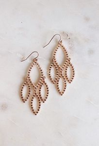 ต่างหูลูกปัดปักจากอินเดียต่างหูแฮนด์เมดสำหรับผู้หญิงและเด็กผู้หญิงต่างหูดีไซน์รูปนกแก้ว - Product Image 5