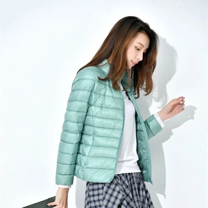 Blouson d'hiver personnalisé en polyester rembourré, épaisseur standard, pour homme et femme, avec capuche chauffante, imperméable, écologique, respirant, en nylon - Product Image 2