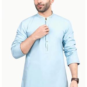 Nuevo Salwar Kameez Azul Cielo 2026 para Hombre con Adornos de Botones Plateados en el Cuello, Ofrece un Aspecto Festivo y Vibrante - Product Image 3
