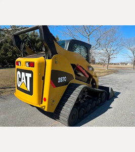 Venta al por mayor de cargadoras compactas usadas originales japonesas Cat 216B3 y 226B3 con motor CAT de 42KW de potencia y carga nominal de 680KG - Product Image 6