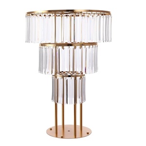 Meilleure vente de haute qualité beau Design luxe Festival décoration de mariage table cristal métal fleur Vase support. - Product Image 6