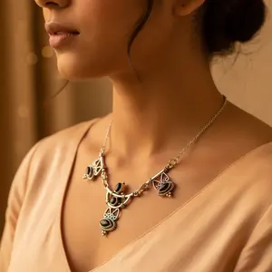 Collier en argent 925 plaqué rhodium géométrique avec perles d'onyx pour femmes - Product Image 3