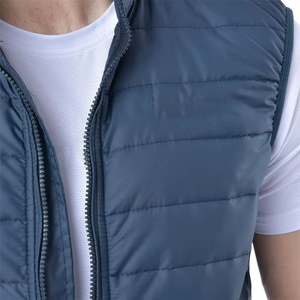 Veste sans manches matelassée pour homme avec tissu résistant à l'eau, design durable et options de logo personnalisé, vestes pour homme - Product Image 4