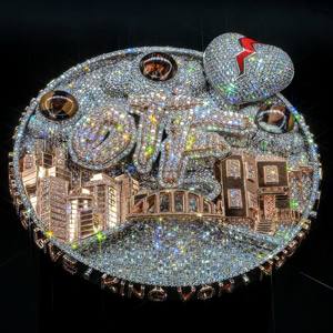 Collier avec pendentif logo hip-hop rond en diamant glacé de haute qualité personnalisé NUOYA, pierre principale en moissanite certifiée GIA - Product Image 2