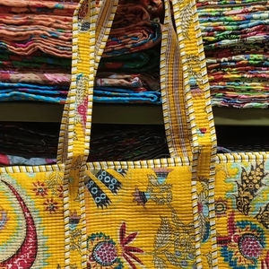 Bolsa de Mano Acolchada de Algodón con Estampado Floral, Bolsa de Hombro para Mujer, Bolsa de Mercado Hecha a Mano, Bolsa de Viaje para Compras - Product Image 1