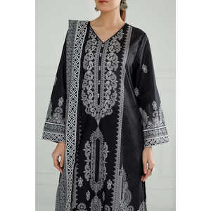 Conjunto de Traje Estampado de 3 Piezas Negro para Mujer - Product Image 2