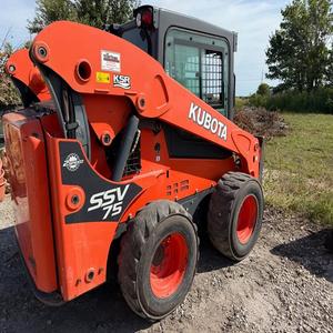 Entrega rápida Kubota SSV75 Skid Steer Loader Compact Skid Loader Envío gratis Comprar calidad premium al por mayor - Product Image 2