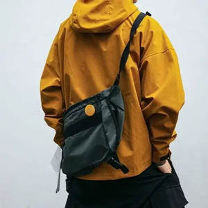 Veste 100% polyester à la vente chaude, coupe-vent, imperméable, style décontracté, toile, fermeture éclair, sans col, couleur unie pour l'automne en plein air - Product Image 2