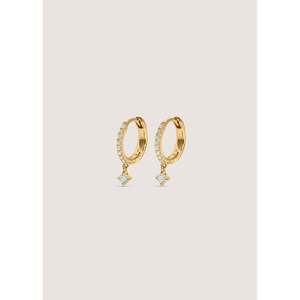 Boucles d'oreilles Huggie Romy Pav en diamant, forme ronde, bijoux élégants - Product Image 1