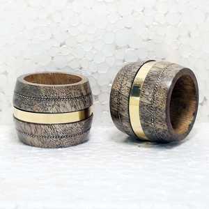 Rond de serviette en bois de qualité supérieure décoratif à usage quotidien ronds de serviette en bois naturel pour la décoration de table de mariage - Product Image 5