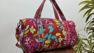 Bolsa de Viaje Táctica de Algodón Acolchado con Estampado Artesanal Le Souvenirs, Correa Larga Desmontable, Bolsa de Hombro de Lujo de Gran Capacidad - Product Image 2