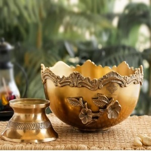 ชามผลไม้ทองเหลืองทำมือขนาด 7.8 นิ้ว ลายดอกไม้แบบนูน ใช้กับไมโครเวฟได้ เหมาะสำหรับใช้ในบ้าน งานเลี้ยง และใส่ผลไม้อบแห้ง - Product Image 6