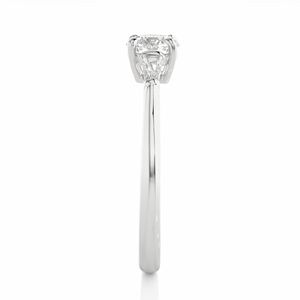 Bague en diamant de laboratoire rond et baguette - Product Image 2