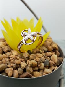 Forme de fleur bijoux fins 14K/18K or blanc massif laboratoire cultivé diamant Solitaire bague de fiançailles 2.5CT bague de mariage - Product Image 6