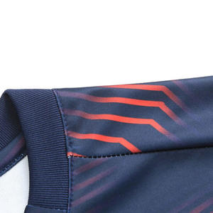 Uniforme de Fútbol Personalizado de Fábrica con el Último Diseño, Material de Poliéster Transpirable y Ecológico - Product Image 4