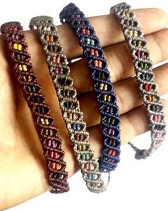 Hermosa Pulsera Vintage de Macramé con Hilo de Colores Mezclados y Baño de Oro, Hecha a Mano, Certificada por IGI, HARI OM CREATIONS, Unisex, para Regalo - Product Image 1