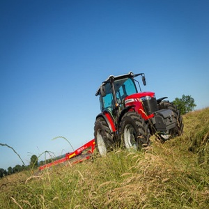 Tracteur Massey Ferguson série MF 6700 de qualité supérieure avec offres de gros et options d'achat pour tous les besoins agricoles - Product Image 1