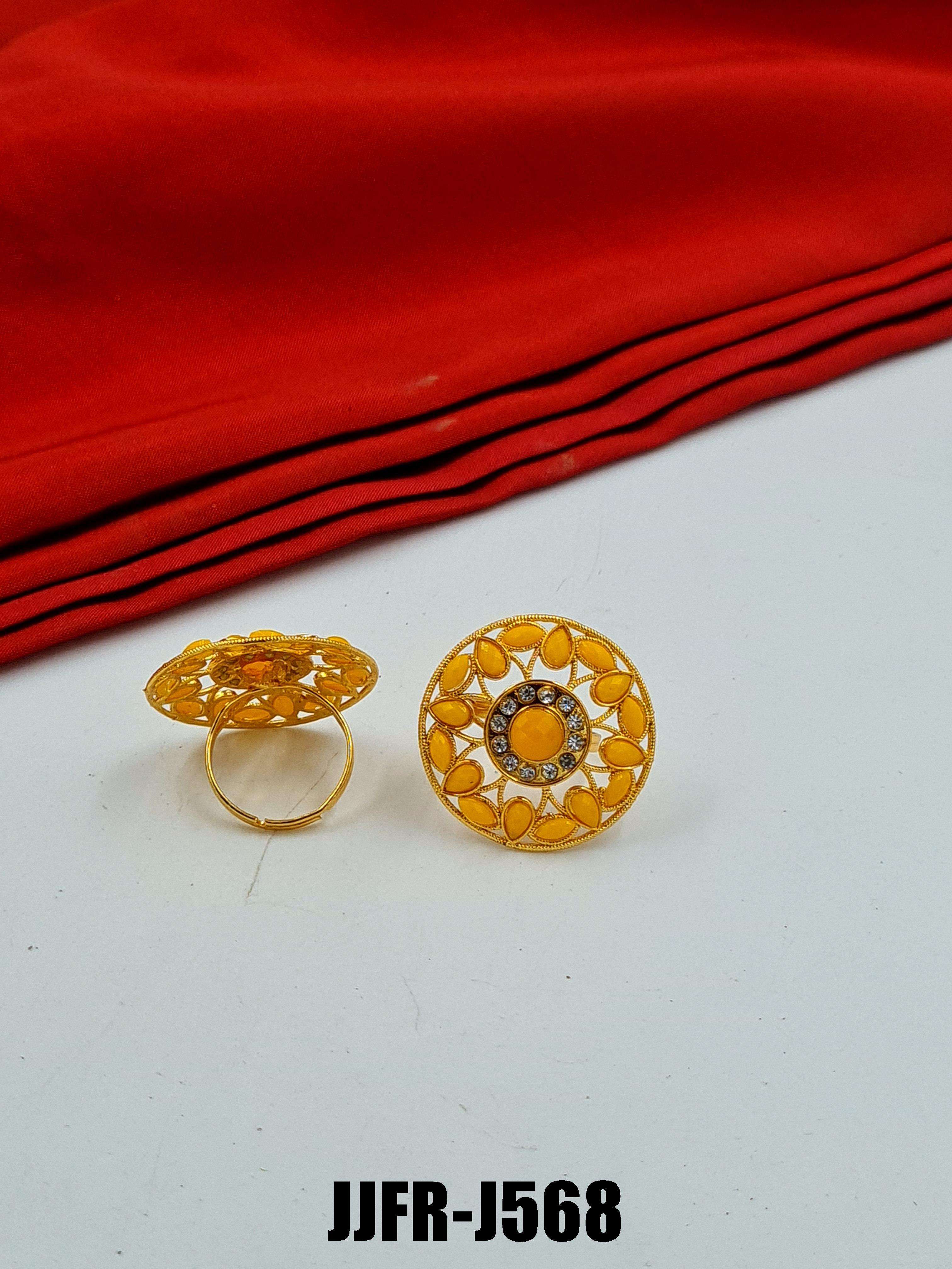 สีเหลือง