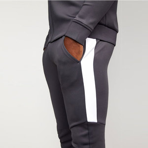 À la mode hiver solide unisexe Streetwear survêtements à capuche OEM personnalisé confortable fermeture éclair vêtements de sport 100% coton respirant - Product Image 5