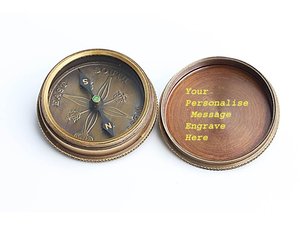 Boussole vintage en laiton, style antique, boussole de navigation pour les voyages, le camping, la randonnée, la décoration nautique et les cadeaux - Product Image 5