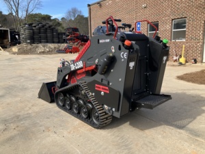 Minicargadora de orugas anchas Iron Rhino IR1200LITE 2026 con motor Kubota y caja de cambios, alta eficiencia, envío gratis* - Product Image 6