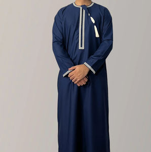 Vêtements islamiques pour hommes les plus vendus, thobe musulman, thobe arabe, vente en gros de jubbah, vêtements islamiques pour hommes, thobe personnalisé avec un nœud sur la poitrine - Product Image 2