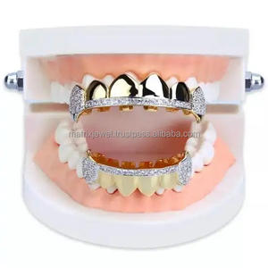 Bling Hip Hop Grills Dientes Grillz Micro Pave Moissanite Top Bottom Vampire Fangs Dientes Grillz Set Regalos de Halloween Hombres Mujeres - Product Image 4
