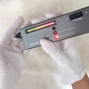 Bague de fiançailles ovale en moissanite véritable 0,50 carat, clarté VVS, or jaune 18 carats, sertissage clos, tendance pour femme - Product Image 3