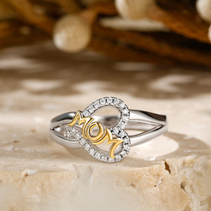 Anillo de Plata de Ley con Corazón Jeulia - Regalo de Aniversario Moderno para Mamá - Product Image 4