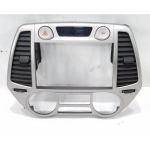 PANEL DE TABLERO CENTRAL HYUNDAI i20 1ª Serie 97410-1J000 (08>14) - Product Image 1