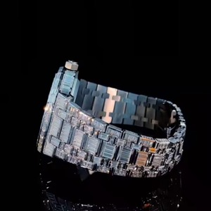 Montre de luxe de qualité supérieure à la mode avec des accents de diamants Mouvement mécanique Bracelet en caoutchouc Boîtier en acier inoxydable - Product Image 4